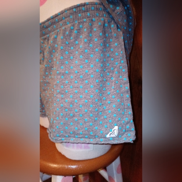 ⭐Roxy pajama set⭐(bundle (2) listings with a ⭐ for $15) - Picture 2 of 9